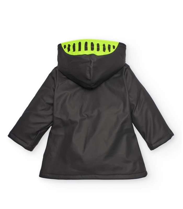Μαύρο αδιάβροχο για αγόρι με κουκούλα και στάμπα ιππότη