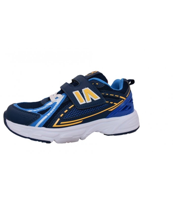 Αγόρι αθλητικό σε μπλε χρώμα