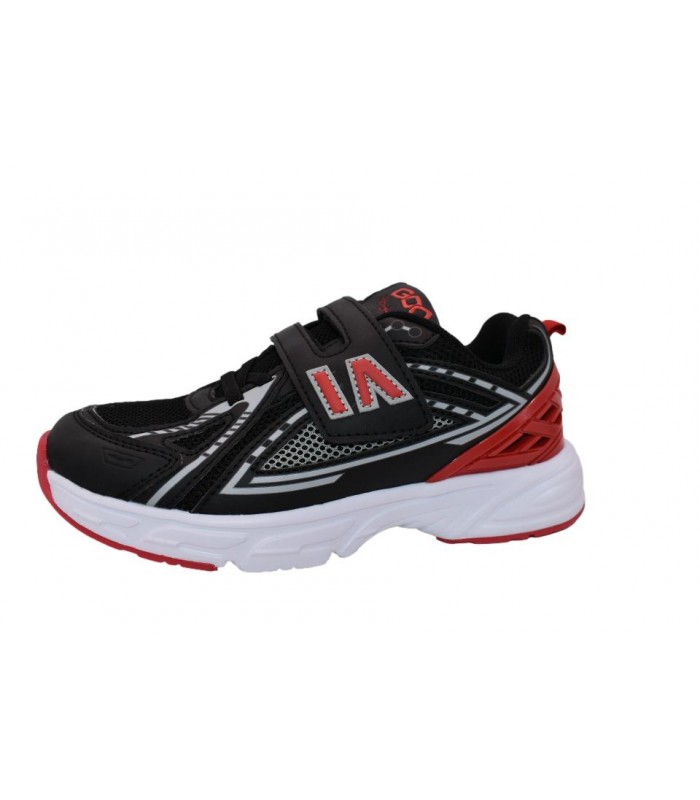 Αγόρι αθλητικό σε μαύρο χρώμα