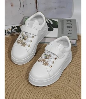 Sneaker σε λευκό χρώμα