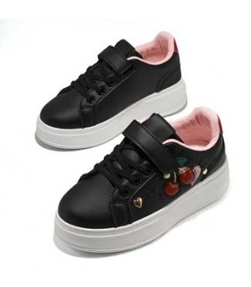 Sneaker σε μαύρο χρώμα