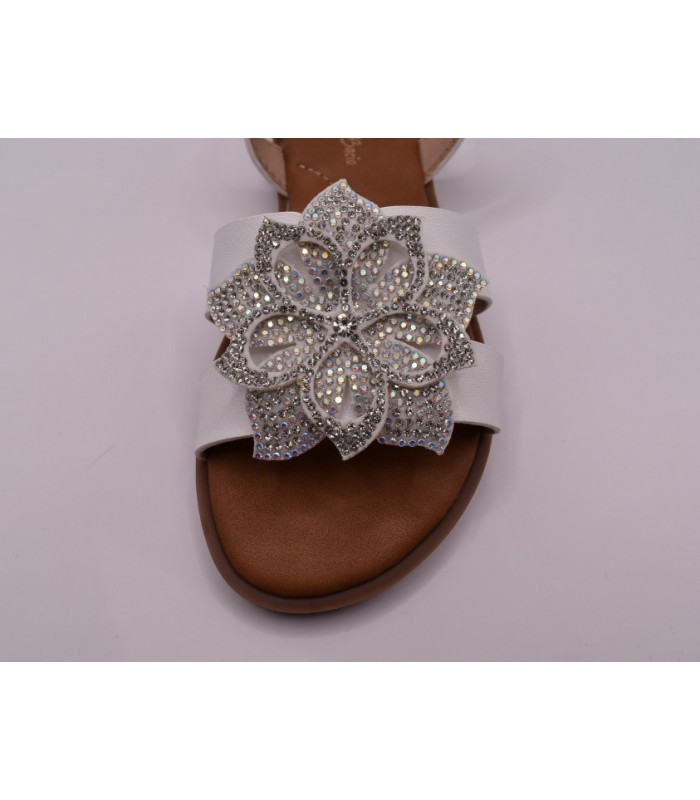 Πέδιλο για κορίτσι σε λευκό χρώμα