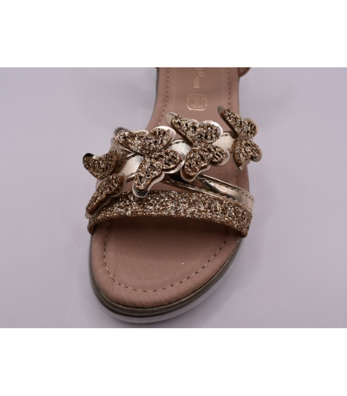 Πέδιλο για κορίτσι σε χρυσό χρώμα με πεταλούδες
